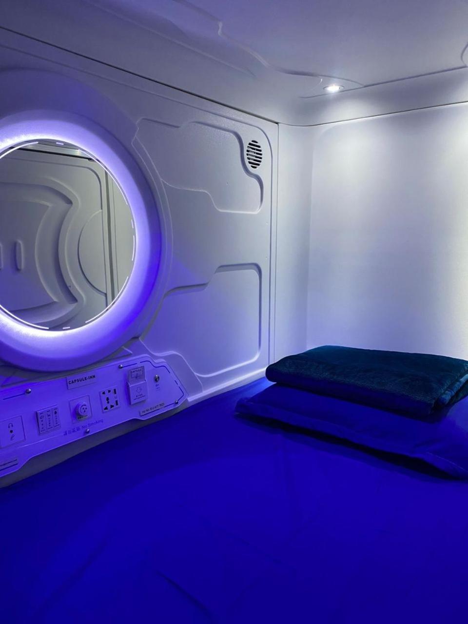 Capsule Inn โกตาคินาบาลู ภายนอก รูปภาพ